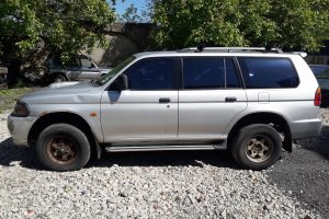 Mitsubishi Pajero Sport 2.5TD 85kW stříbrné