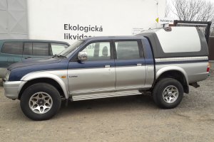 Mitsubishi L200 2.5TD 73kW stříbrno - modrá